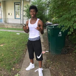 Meet your Posher, Jhon